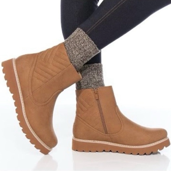 Roxy Shoes - Roxy Jovie Faux Fur II Booties